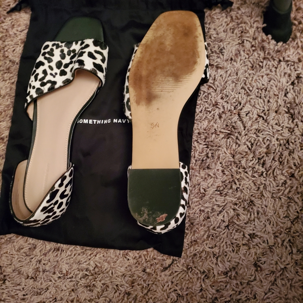 Shoes - Picture 2 of 3